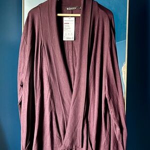 NWT Athleta Pranayama Wrap